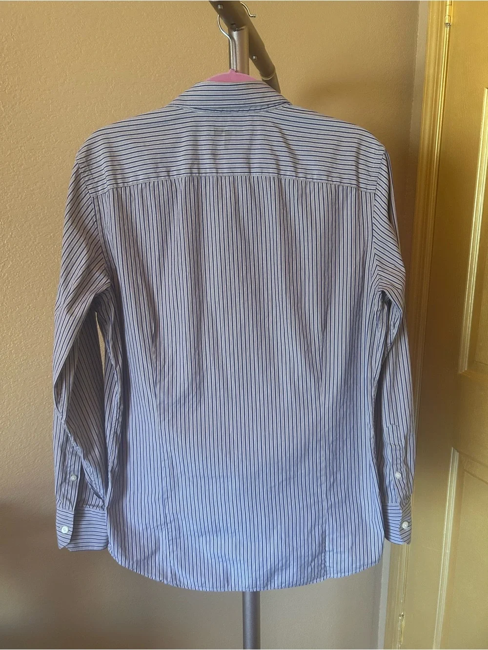 Banana Republic men’s button up shirt